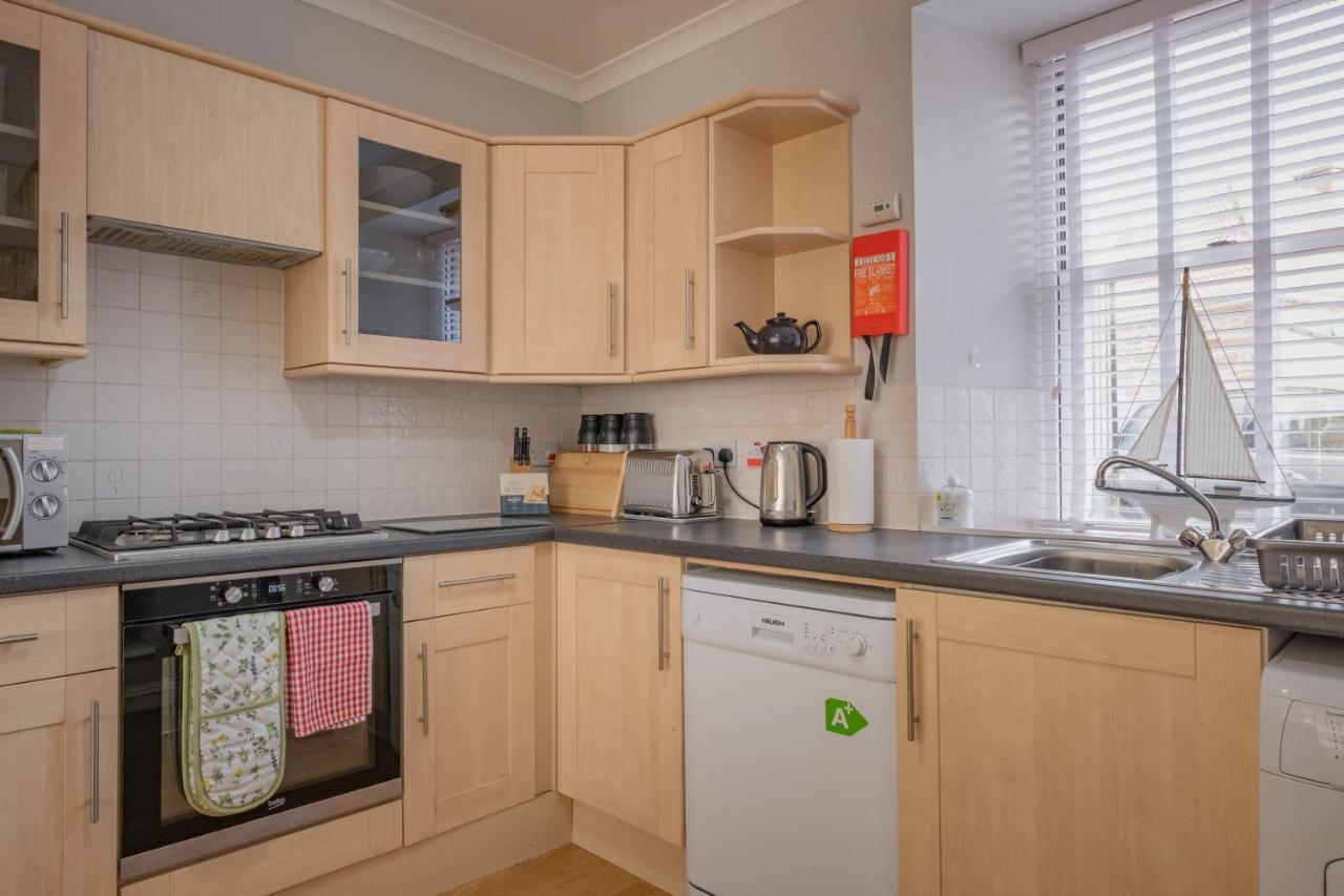 Stonehaven Ground Floor Home With A Spectacular Harbour View. Dış mekan fotoğraf